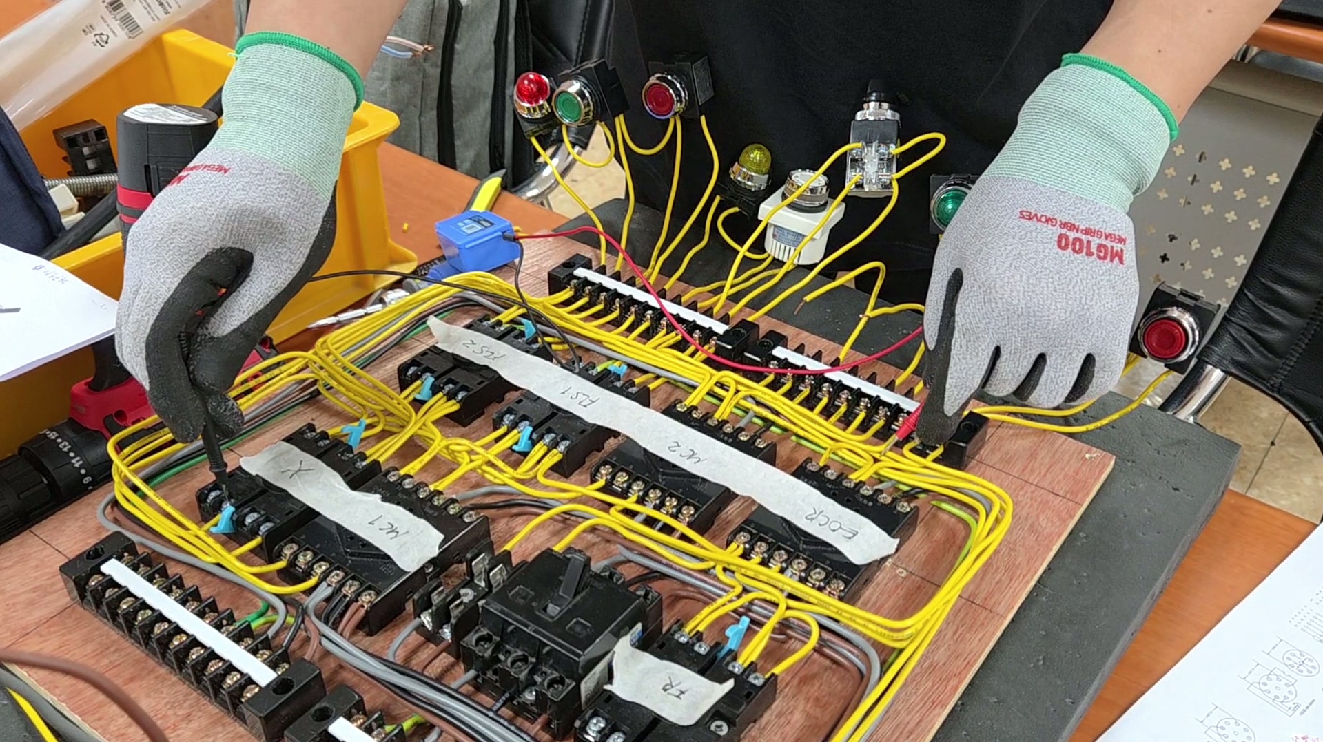 9746894b28d4c2d0475ec73fc04098ad_1756167138_3604.jpg